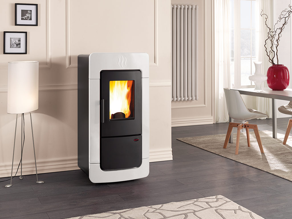 Stufe a pellet Sassari: da Realgarden Srl vasta selezione di modelli di stufe a pellet Nordica Extraflame in offerta ai migliori prezzi